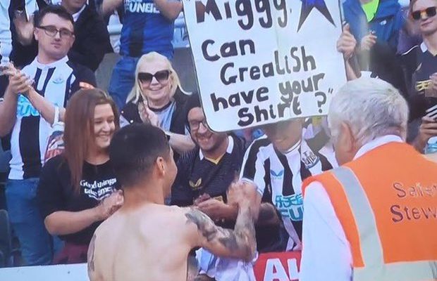 I-a plătit-o lui Grealish! » A înscris în poarta lui City, apoi a „premiat” aroganța unui suporter la adresa fotbalistului de 117 milioane de euro