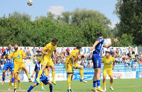 Greșeală uriașă de arbitraj! Dinamo se îndepărtează de play-off