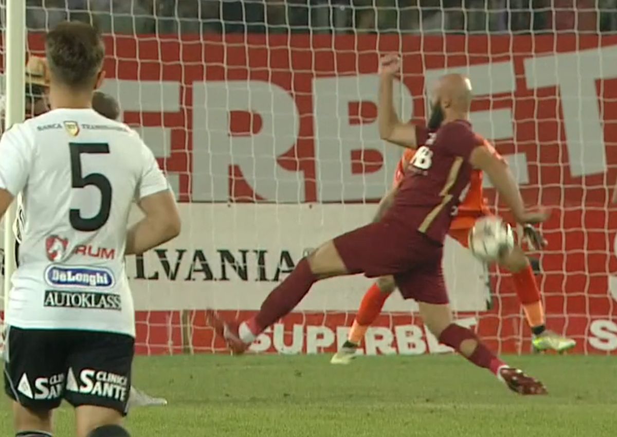 FOTO Hențul lui Ajeti în U Cluj - CFR