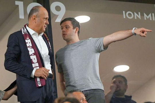 Dan Șucu și Victor Angelescu (în dreapta)