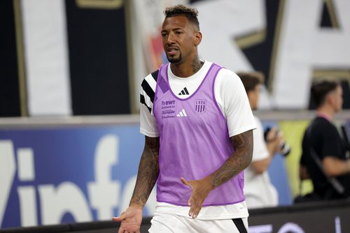 Jerome Boateng (35 de ani) este cel mai important nume din lotul lui Lask Linz, adversara celor de la FCSB. Foto: Imago