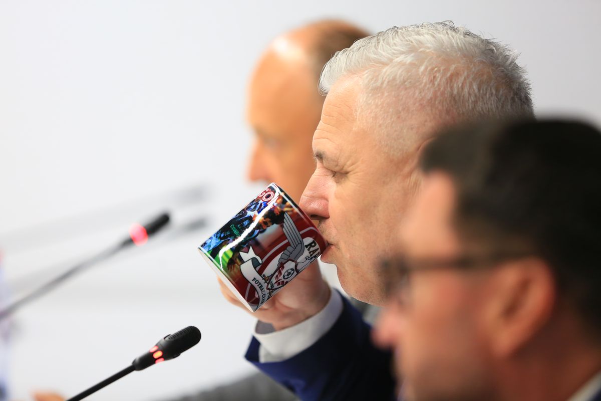 Șumudică, răspuns pentru peluza Rapidului, în cazul mesajelor acide afișate cu Dinamo