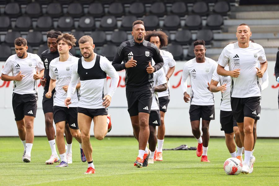 Ce se întâmplă cu Jerome Boateng înainte de LASK Linz - FCSB » Planul antrenorului Thomas Darazs