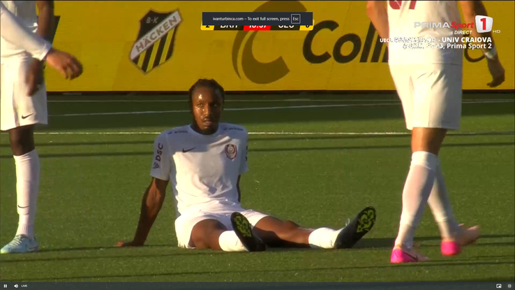 Tidiane Keita s-a accidentat în Hacken - CFR Cluj. FOTO: captură Prima Sport