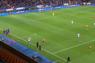 Fază-școală din aut! Așa a marcat Craiova golul 2 cu Basaksehir, în play-off-ul de Conference League