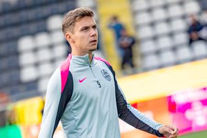 Echipe de start în Hacken - CFR Cluj, pentru grupa de Conference League: Louis Munteanu, titular!