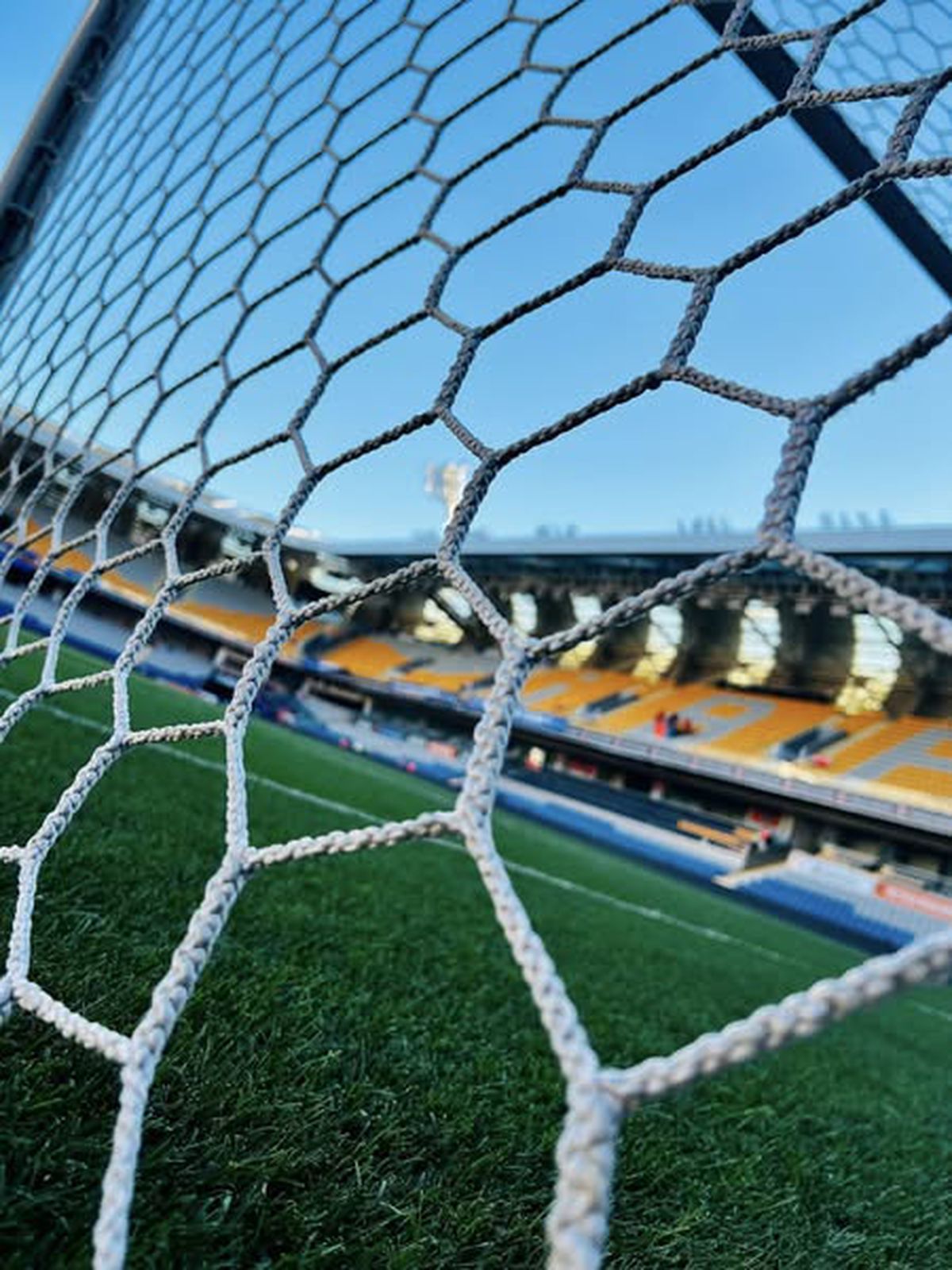 Plachete, zâmbete și masa oficială: ce s-a întâmplat la Istanbul, înainte de Bașakșehir - Universitatea Craiova