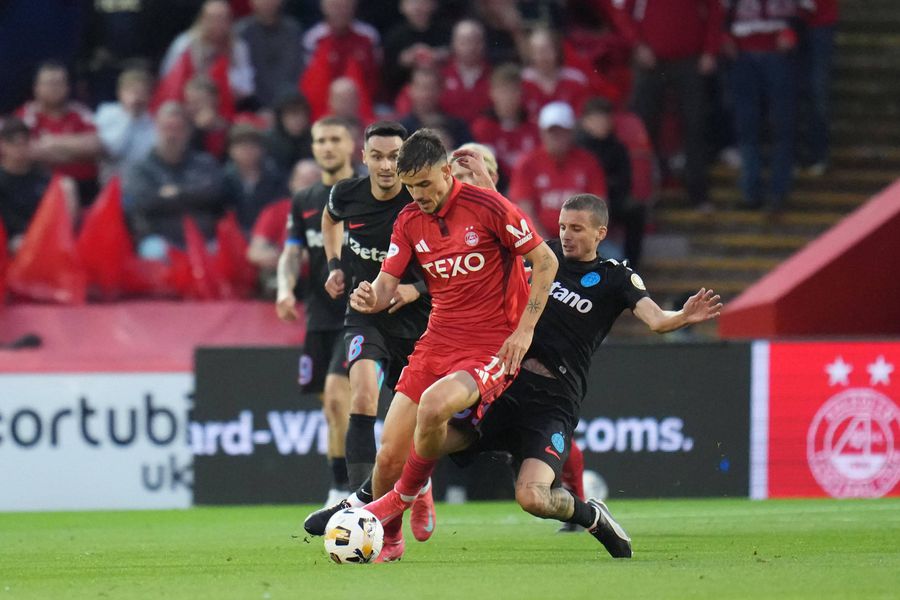 Aberdeen - FCSB 2-2 » „Braveheart” Bîrligea n-a fost de ajuns! În inferioritate numerică, FCSB primește două goluri de la Aberdeen » Dar se vede grupa de Europa League: scor de CALIFICARE!