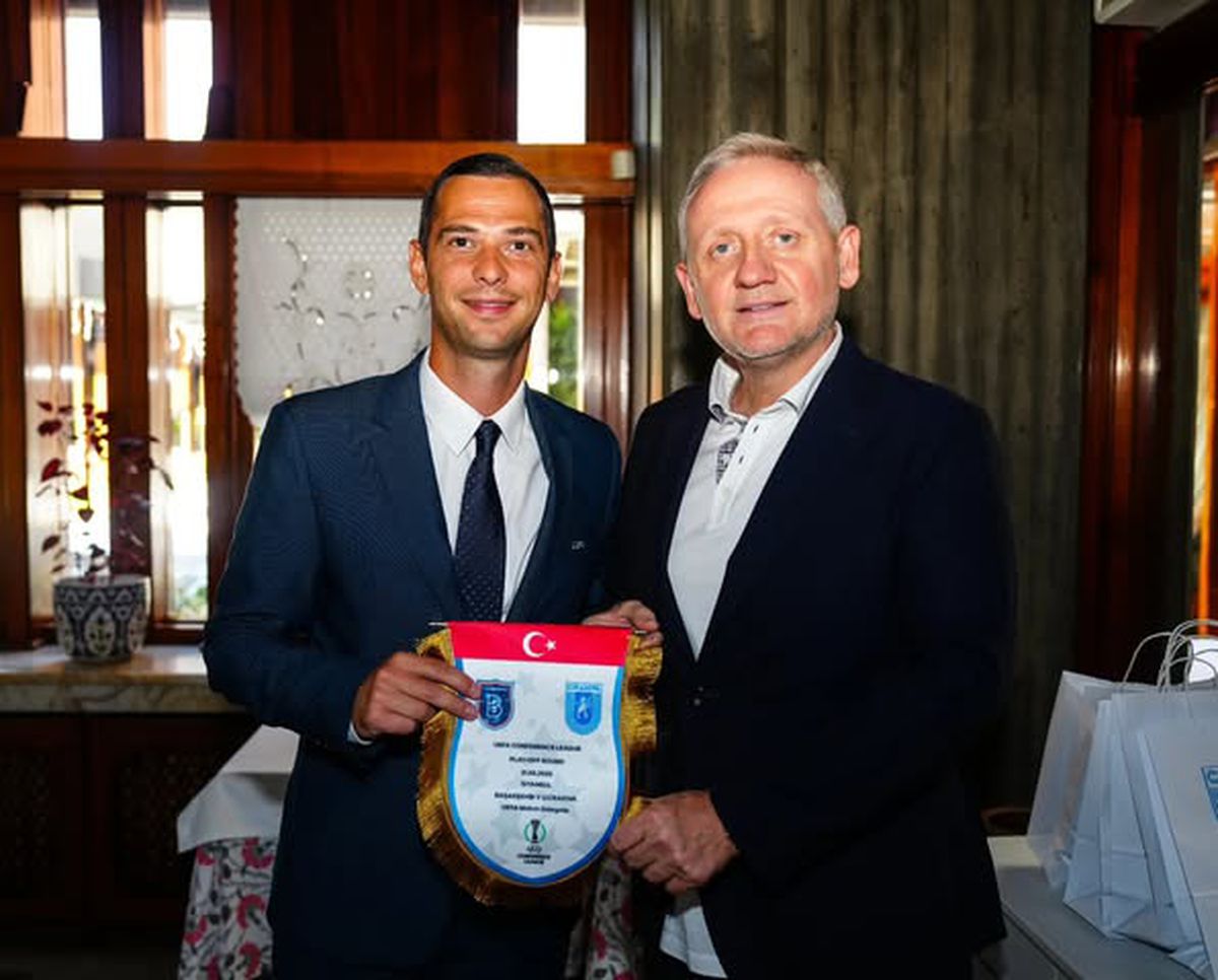 Plachete, zâmbete și masa oficială: ce s-a întâmplat la Istanbul, înainte de Bașakșehir - Universitatea Craiova