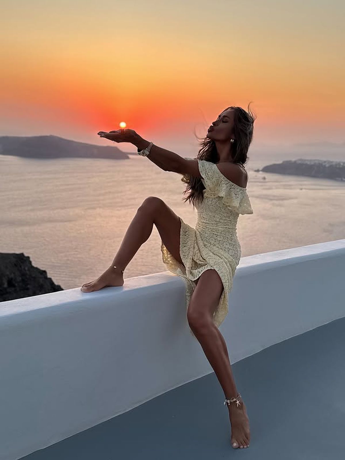 Diana Munteanu - martie 2025