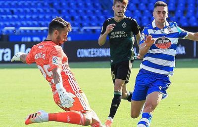 DINAMO. Portarul adus în locul lui Straton își face portretul: „Întrețin atmosfera bună, fie că joc, fie că nu joc”