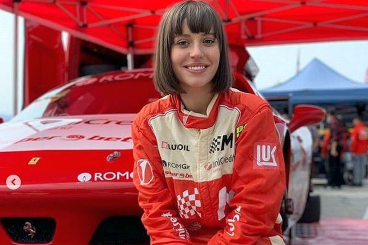 GALERIE FOTO A făcut senzație la raliul Transalpina Challenge! Roxana, apariție spectaculoasă pe micile ecrane