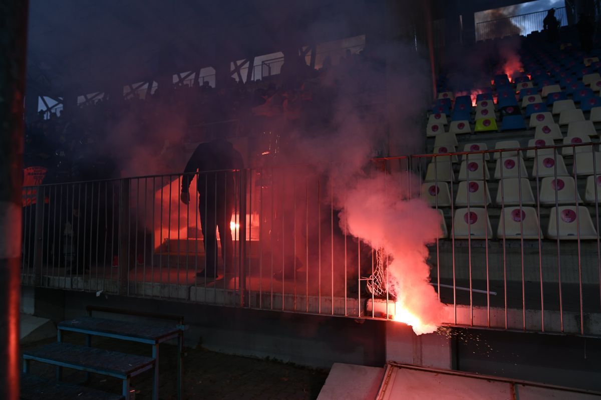 Disputa Petrolul - FCU Craiova a continuat în studio » Contre în direct: „Ne-ați pus vaselină pe scaune!”