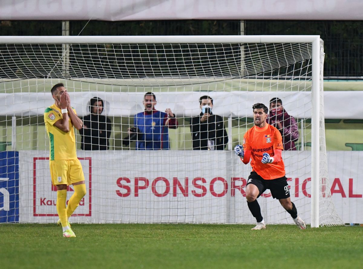 CS Mioveni - Rapid, șaisprezecimi Cupa României / FOTO: Cristi Preda