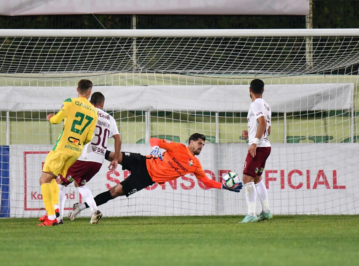 CS Mioveni - Rapid, șaisprezecimi Cupa României / FOTO: Cristi Preda