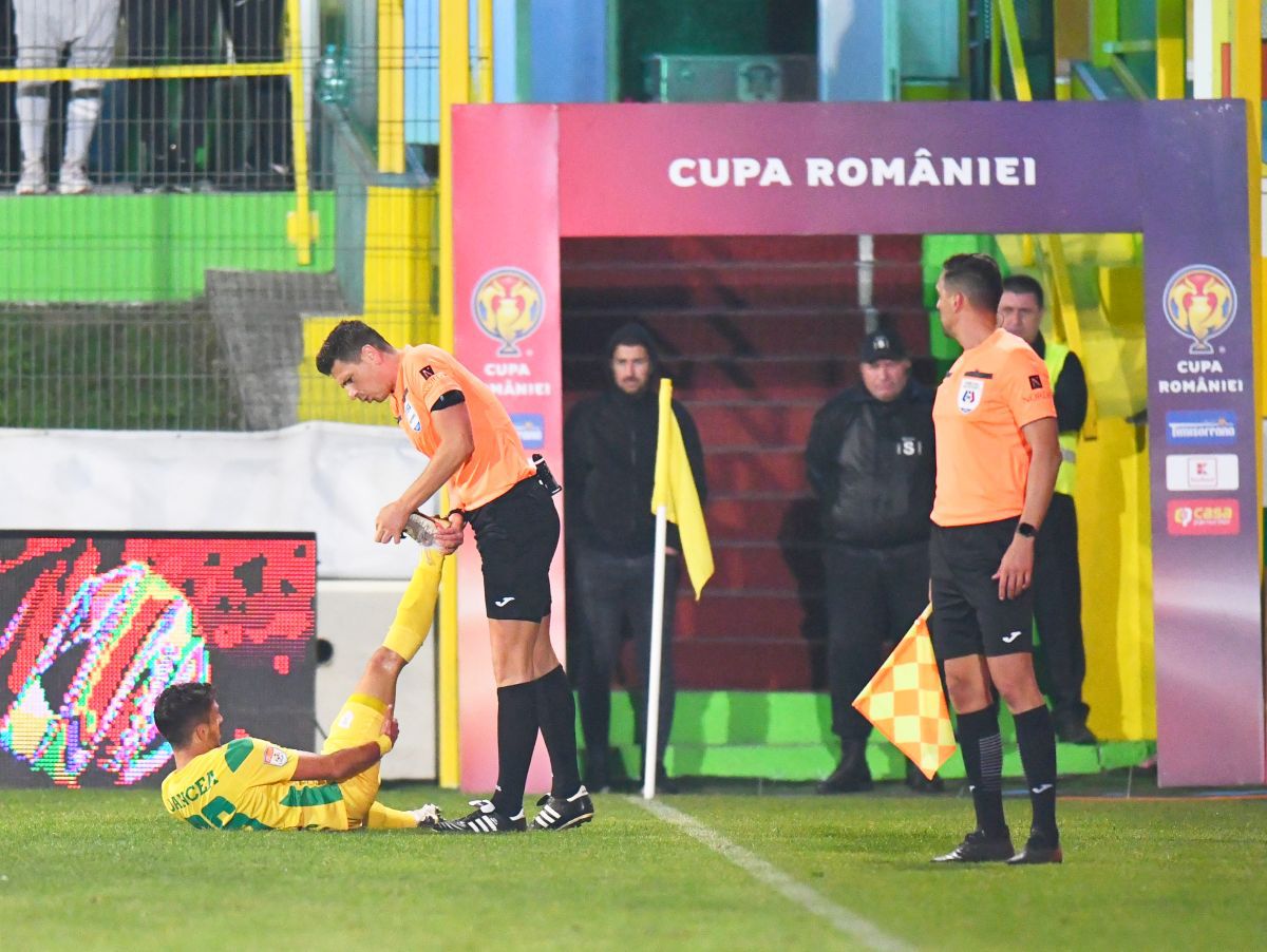 Rapid se califică dramatic în „optimile” Cupei României, după loviturile de departajare!