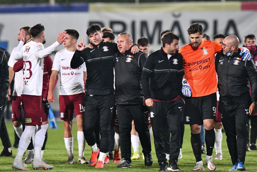 Rapid a trecut de CS Mioveni, scor 0-0 (5-4 la penalty-uri), și s-a calificat în optimile de finală din Cupa României. Mihai Iosif (46 de ani) a revenit cu succes pe banca giuleștenilor, după două runde de suspendare în Liga 1.