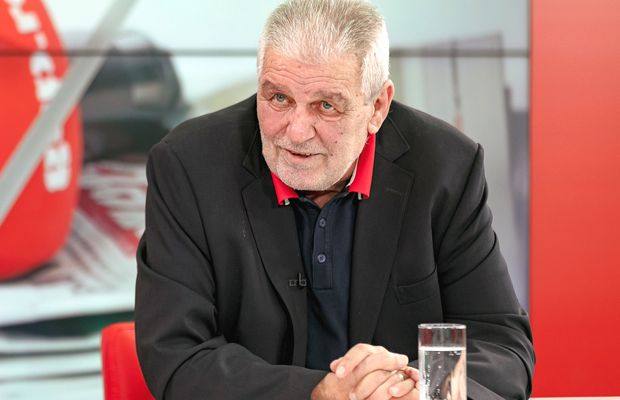 Apariție rară a lui Florin Marin! Fostul antrenor vine la „Prietenii lui Ovidiu” și dezvăluie secrete dintr-o carieră de aproape cinci decenii