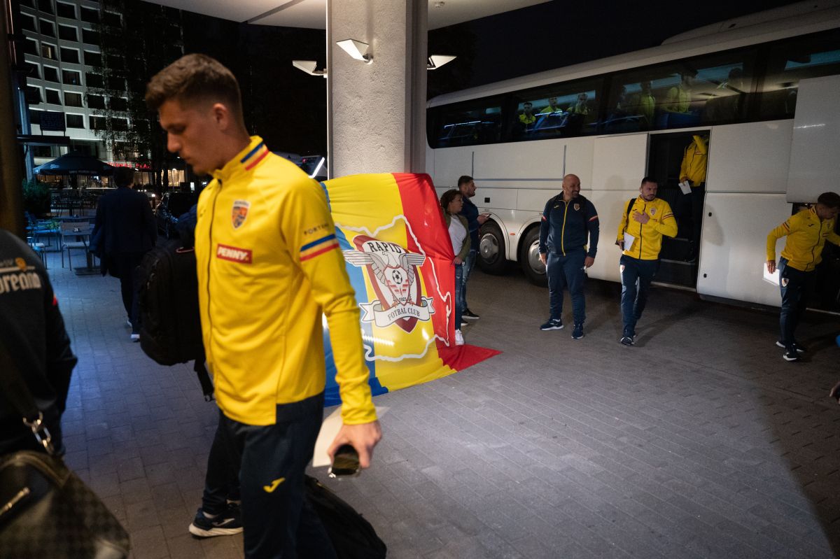 „Tricolorii” au ajuns în Finlanda » Edi Iordănescu a luat o decizie importantă în privința echipei de start