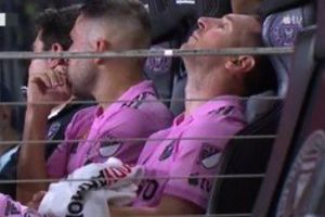 Momente de panică în MLS » Messi, scos de pe teren după 37 de minute!