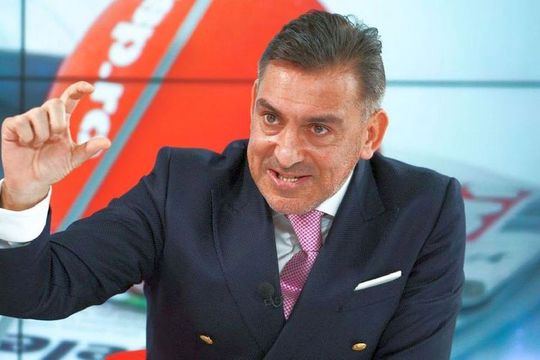 Fostul internațional Ilie Dumitrescu (54 de ani) a criticat în termeni duri prestația celor de la Manchester United din meciul cu Bayern Munchen, scor 3-4, din prima rundă a fazei grupelor Ligii Campionilor.