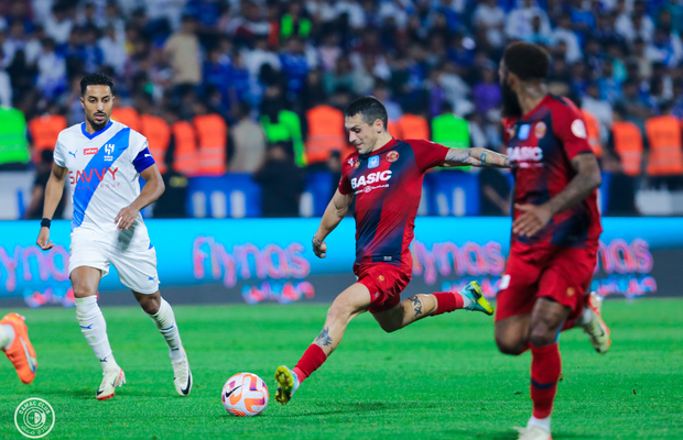 Neymar, ai văzut-o pe-asta? » Stanciu, eurogol în fața superstarurilor lui Al Hilal!