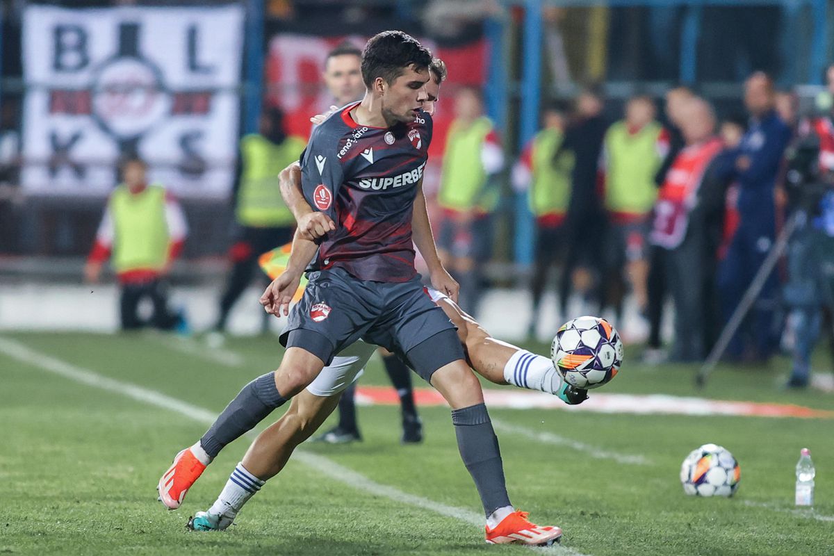 Reacția fotbalistului luat de guler de Dorinel Munteanu: „Suntem obișnuiți!”