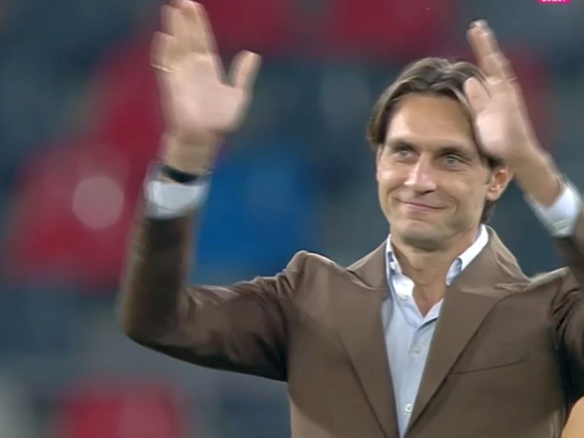 Spectacol înainte de FCSB - Petrolul! Ciprian Tătărușanu, aclamat de fani, a dat lovitura de start