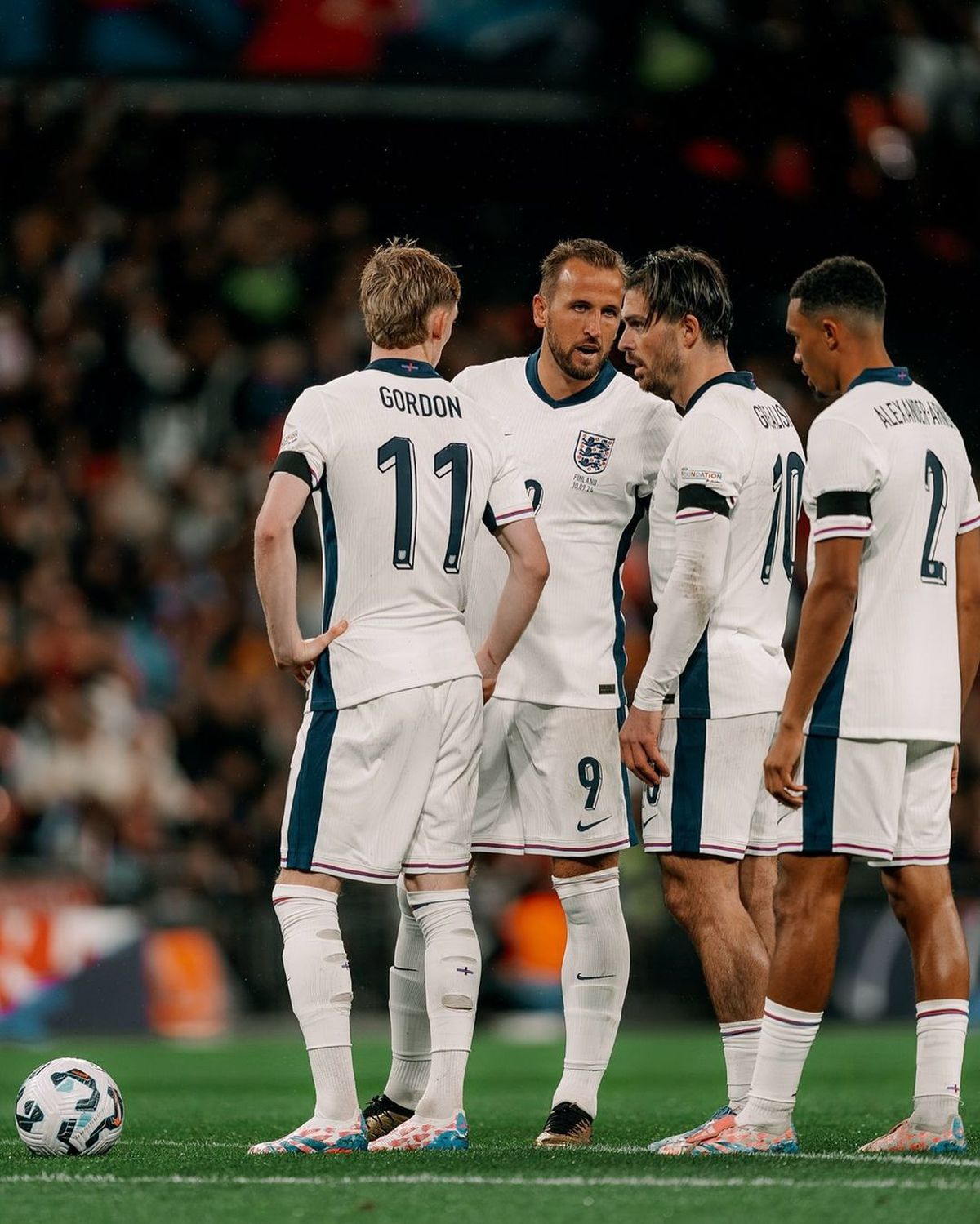 Starul din Premier League a venit la antrenamente cu o „ciudățenie” de peste 300.000 de lire » Fanii au reacționat imediat: „Cea mai urâtă mașină!”