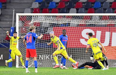 Anunță un sponsor nou imediat după FCSB - Petrolul: „Sunt discuții avansate. Vor primi bonus de victorie pentru acest meci!”