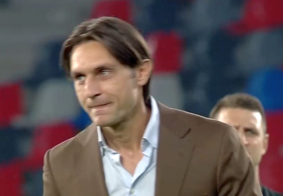 Spectacol înainte de FCSB - Petrolul! Ciprian Tătărușanu, aclamat de fani, a dat lovitura de start