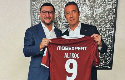 Viorel Moldovan, pe stadion la un mare derby european: „Am acceptat cu o imensă plăcere!”