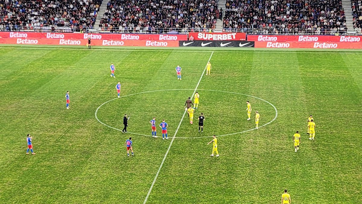 Spectacol înainte de FCSB - Petrolul! Ciprian Tătărușanu, aclamat de fani, a dat lovitura de start