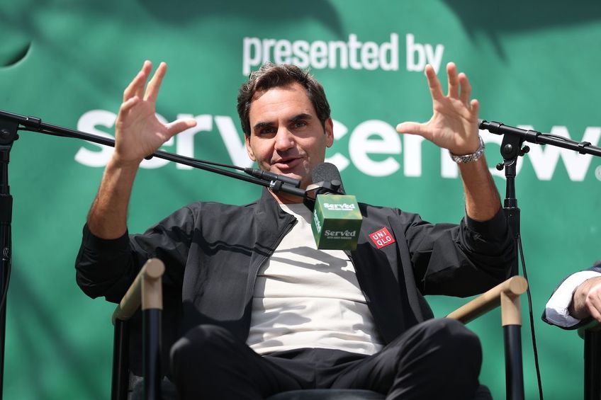 Roger Federer, în discuție cu Andy Roddick/Foto: Laver Cup