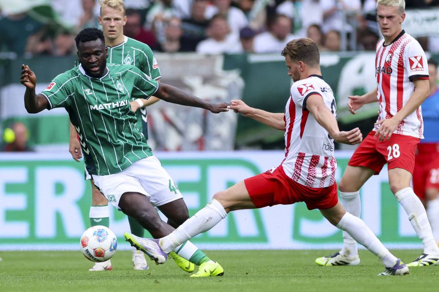 A șocat cu sfaturile lui: „4 femei e ok să ai” » A fost „taxat” imediat: „Una nu îți ajunge?”