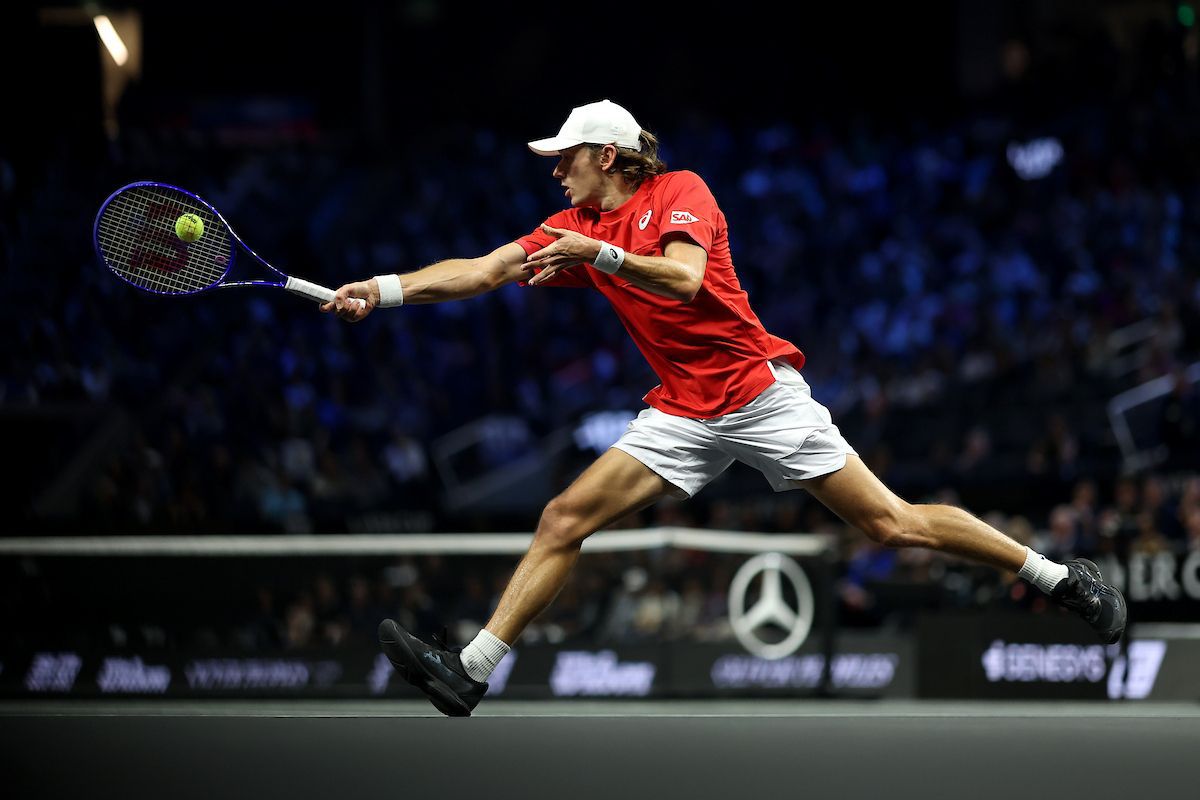 Echipa Lumii, revenire impresionantă în ziua a 2-a a Laver Cup » Carlos Alcaraz, învins clar sub privirile lui Roger Federer și Stephen Curry