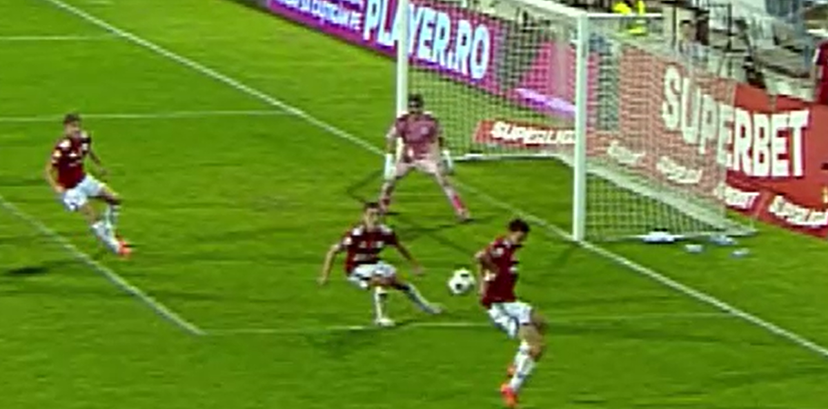 Craiova acuză arbitrajul, după primul eșec al sezonului: „El ia mai mulți bani, el decide!”