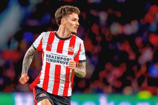 Deziluzie totală pentru Dennis Man la derby-ul PSV - Ajax