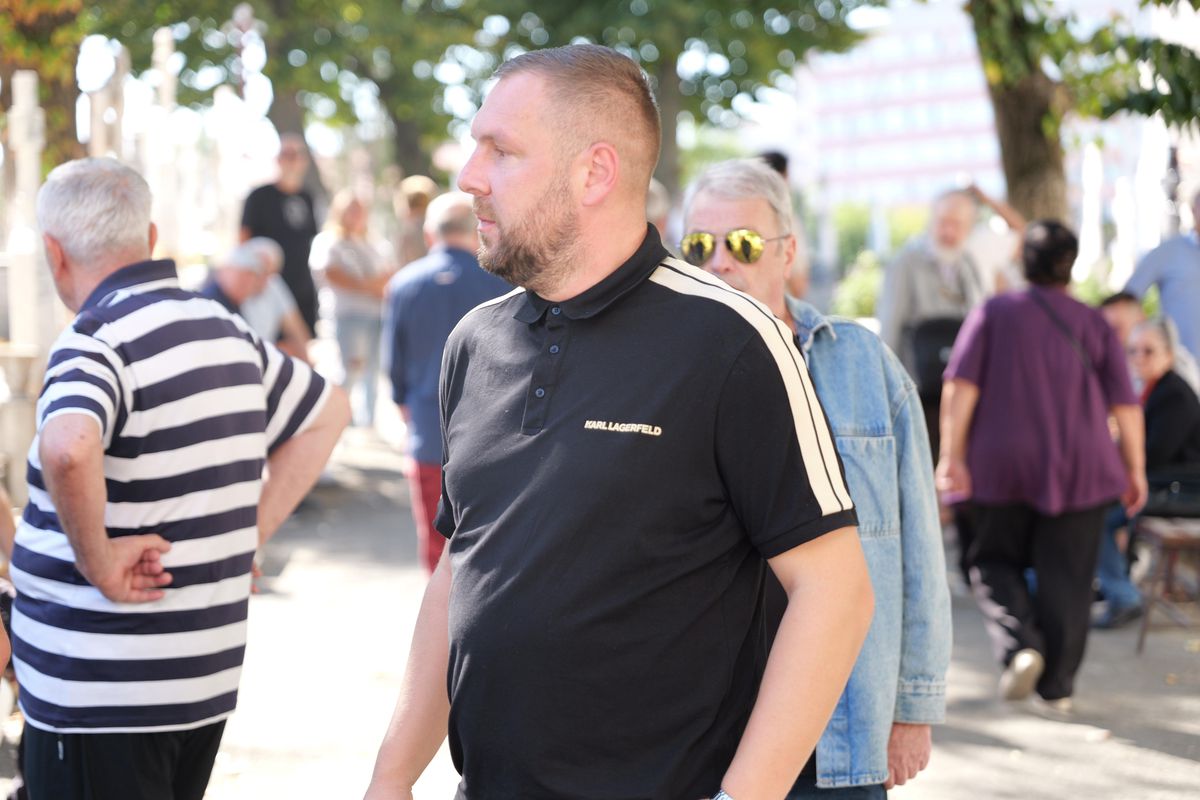 Multe nume din lumea fotbalului la înmormântarea lui Florin Marin