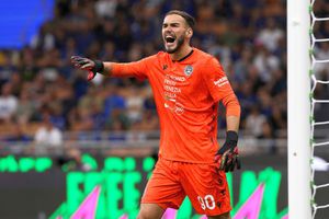 Când ar putea fi Răzvan Sava din nou titular în Serie A » Rivalul din poarta lui Udinese are probleme și cu legea!