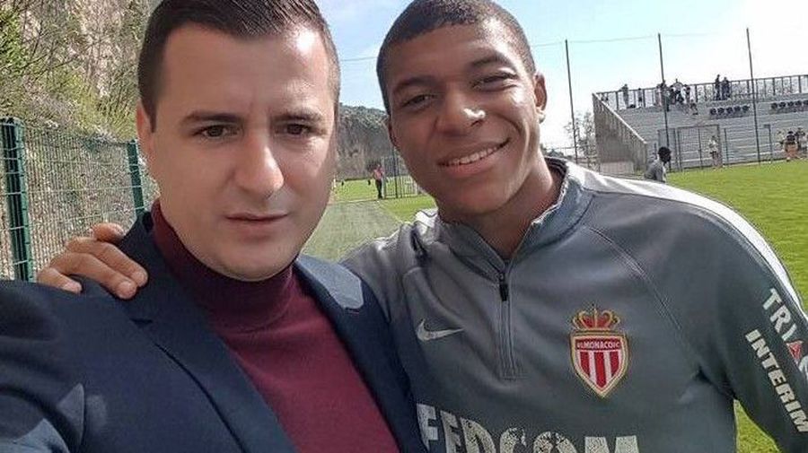 Ianis Zicu, alături de Kylian Mbappe pe vremea când a asistat la un antrenament al lui AS Monaco, la începutul carierei de antrenor Istoria lui Ianis Zicu cu Dinamo: 2.000 de flotări în băltoacă, trofee, 4 mașini în parcarea lui Giovanni Becali, clipe teribile și o dorință
