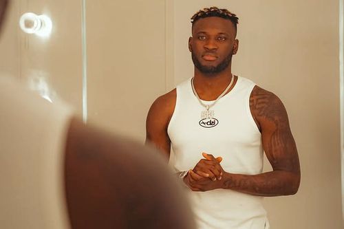 Victor Boniface a postat mesaje controversate pe instagram