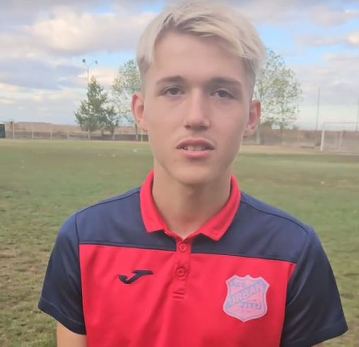 Dani Popescu, fratele lui Tavi Popescu, cu emoții la primul lui interviu, cu 500.000 de vizualizări: „Ce chef aveam să joc...”