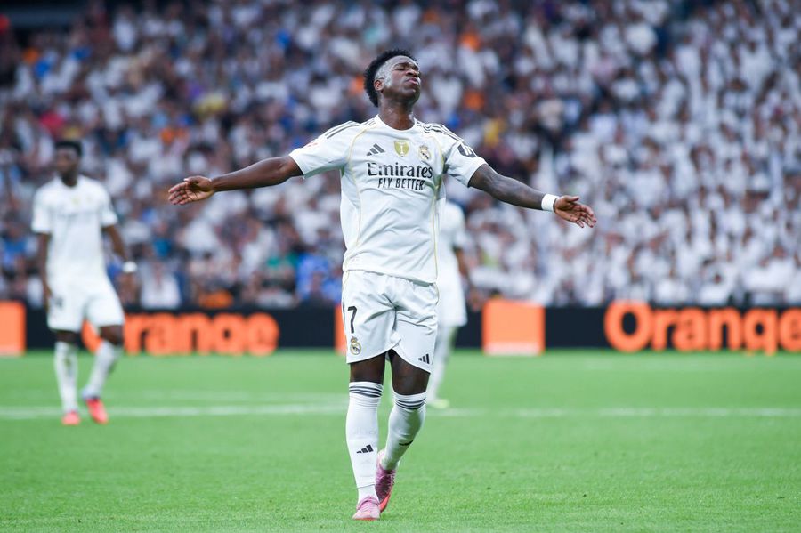 Vinicius Junior a oferit al doilea assist în acest sezon la Real Madrid. Brazilianul a reușit și două goluri / Foto: Imago Alt scandal cu Vinicius Jr. Brazilianul s-a înfuriat pe Xabi Alonso! » Reacția antrenorului de la Real Madrid