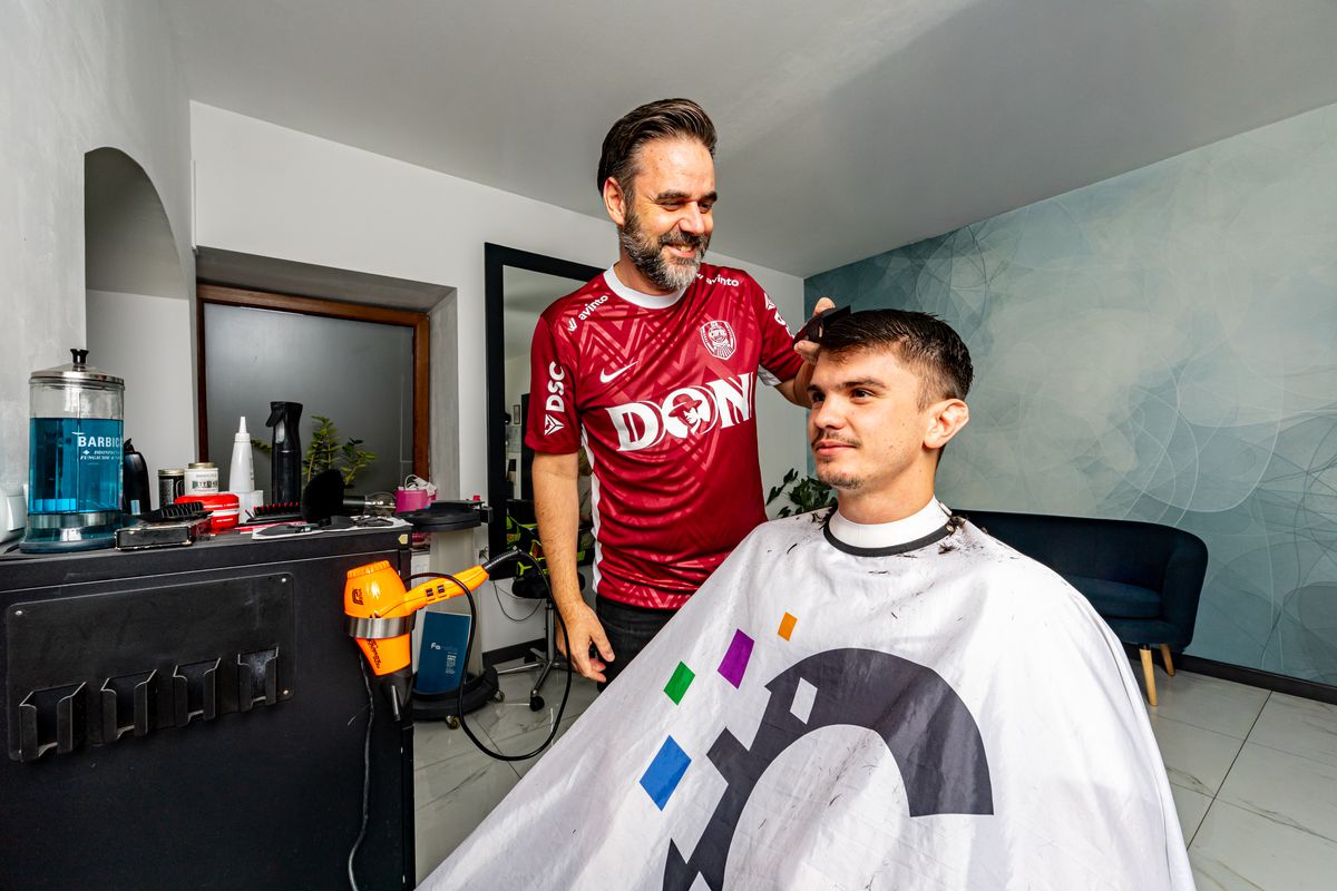 CFR Cluj în haine noi pentru meciul cu UTA Arad » Campanie specială în oraș: „Să porți culorile nu a fost niciodată o obligație”