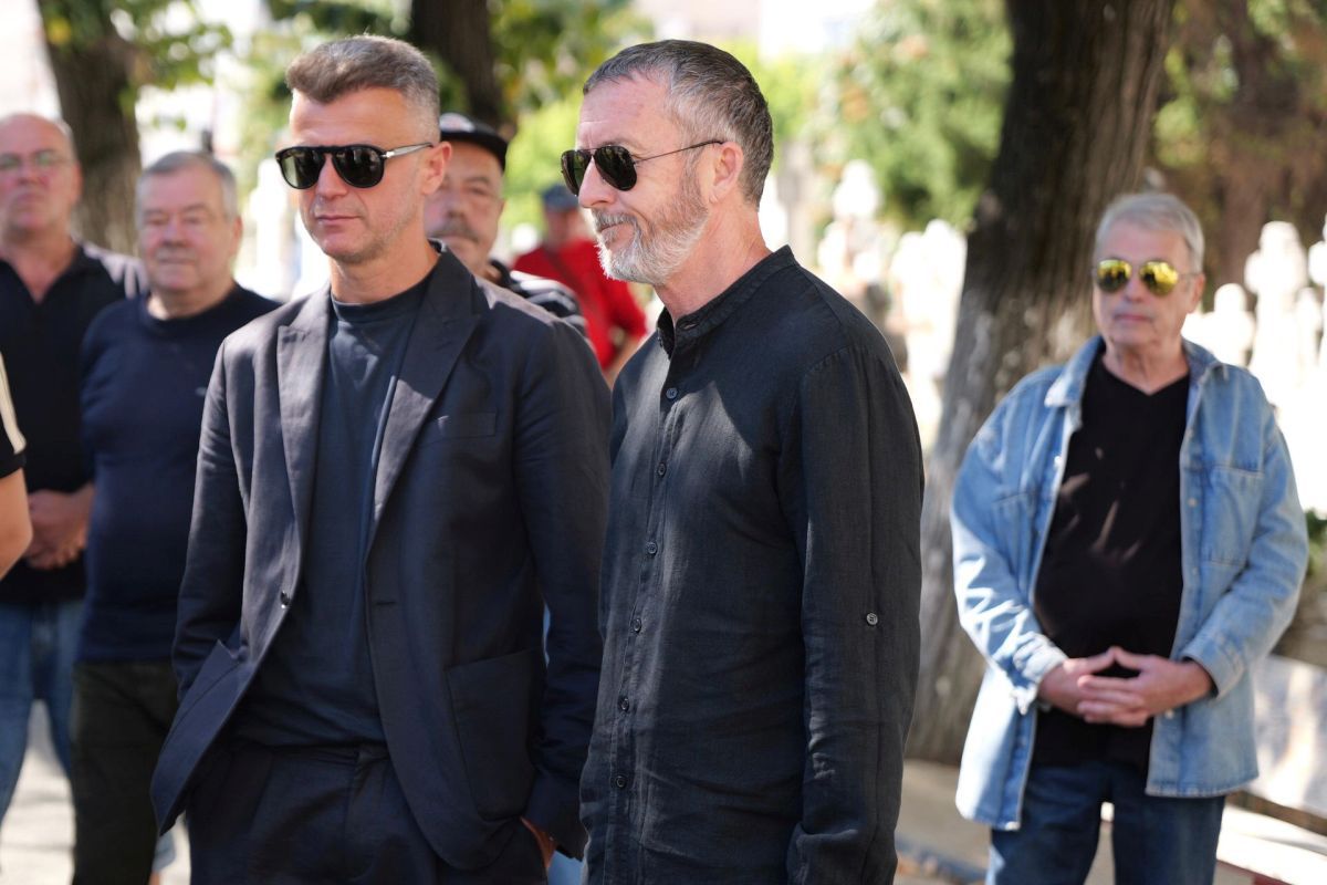 Multe nume din lumea fotbalului la înmormântarea lui Florin Marin