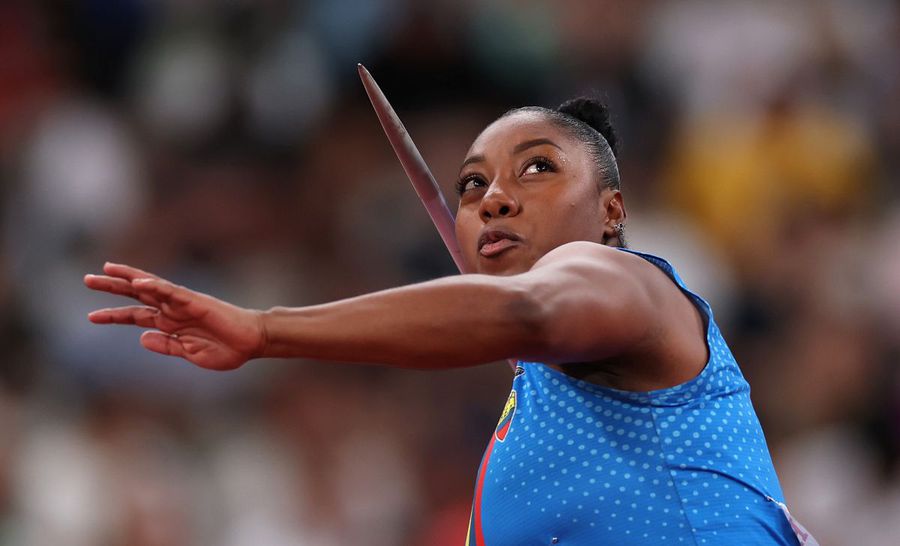Juleisy Angulo (Ecuador), comcurând la CM de la Tokyo 2025, în proba de aruncare a suliței Foto: Guliver / Getty Images A salvat un om, apoi a cucerit bronzul! Top 10 cele mai impresionante momente de Campionatele Mondiale de atletism din Tokyo