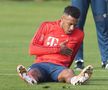 FOTO Panică la antrenamentul lui Bayern » Corentin Tolisso s-a prăbușit la pământ ținându-se cu mâna de piept! Antrenamentul a fost suspendat