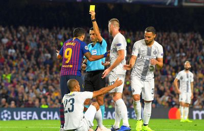 Ovidiu Hațegan va conduce meciul Ajax - Chelsea din Liga Campionilor