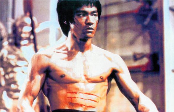 VIDEO Jackie Chan, despre bătaia cu Bruce Lee: „M-am prefăcut că mă doare ca să îi atrag atenția”